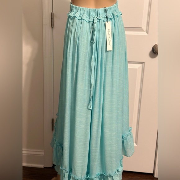 NWT-Asymmetric Ruffle Bottom Hem Open Back Cutout Dress - Picture 8 of 12